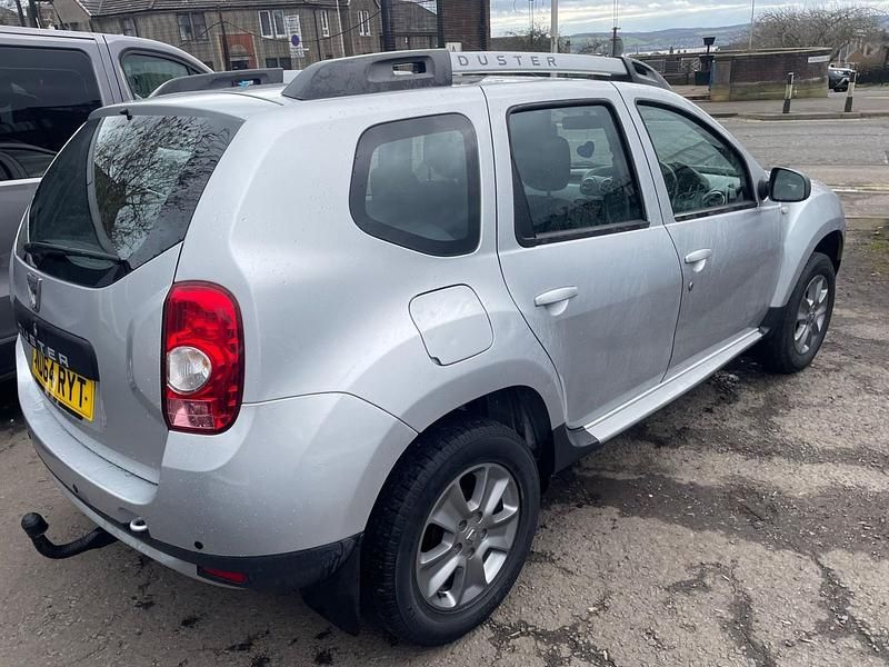 Used Dacia Duster Lauréate 2014 Silver SUV