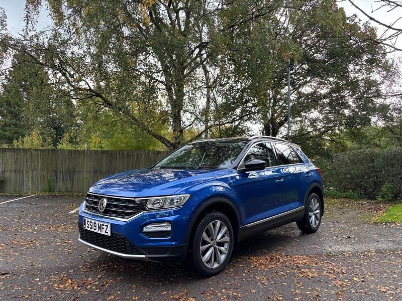 Used VW T-Roc Design 115 HP (84 kW) 2019 Blue SUV