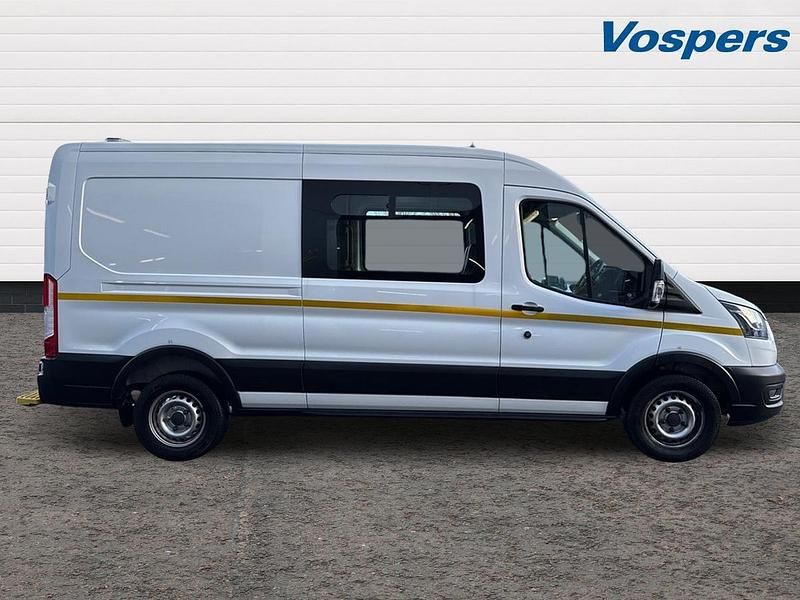 Usado Ford Transit 130 HP (95 kW) 2022 Branco Van
