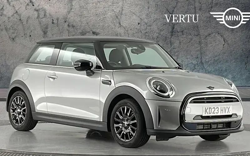 Used Mini Cooper Classic 136 HP (100 kW) 2022 Hatchback