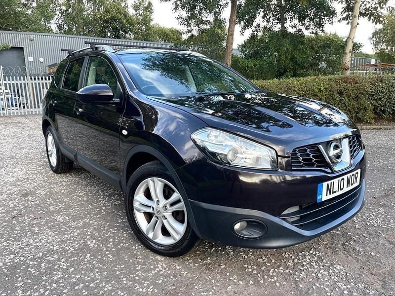 Black Used 2010 Nissan Qashqai +2 Acenta SUV | £2,499 (Fair price) - Image 1/4