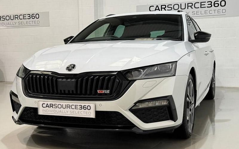 Used Skoda Octavia vRS 200 HP (147 kW) 2023 Estate