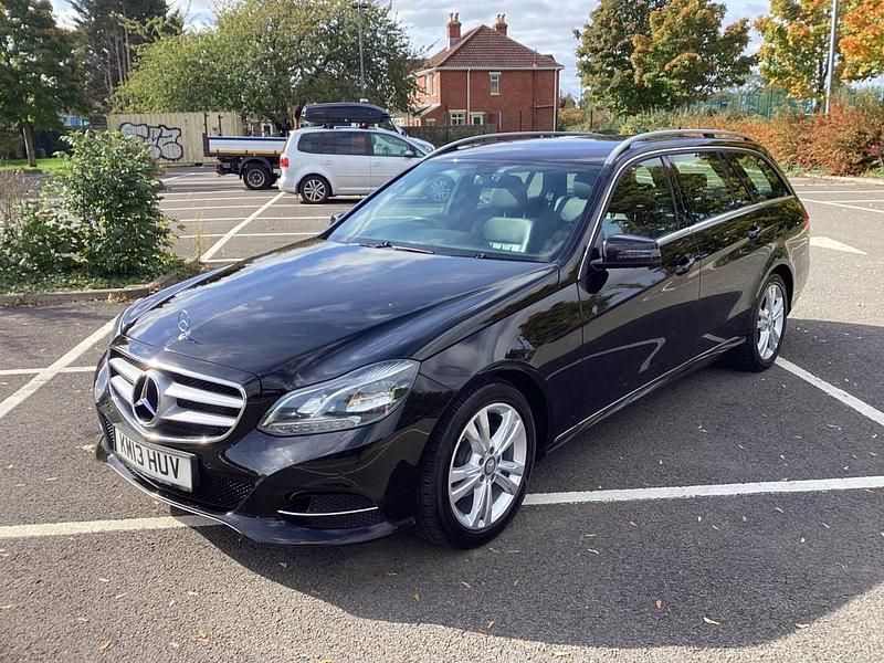 Black Used 2013 Mercedes E220 SE Estate | £5,995 (Fair price) - Image 1/4