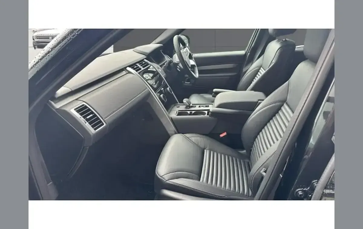 Used Land Rover Discovery SE Dynamic 344 HP (253 kW) 2026 Other SUV