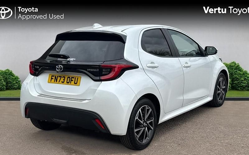 Used Toyota Yaris Hybrid Design 116 HP (85 kW) 2026 Hatchback