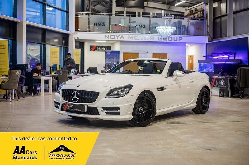 White Used 2013 Mercedes SLK250 AMG Cabriolet | £9,499 (Fair price) - Image 1/4