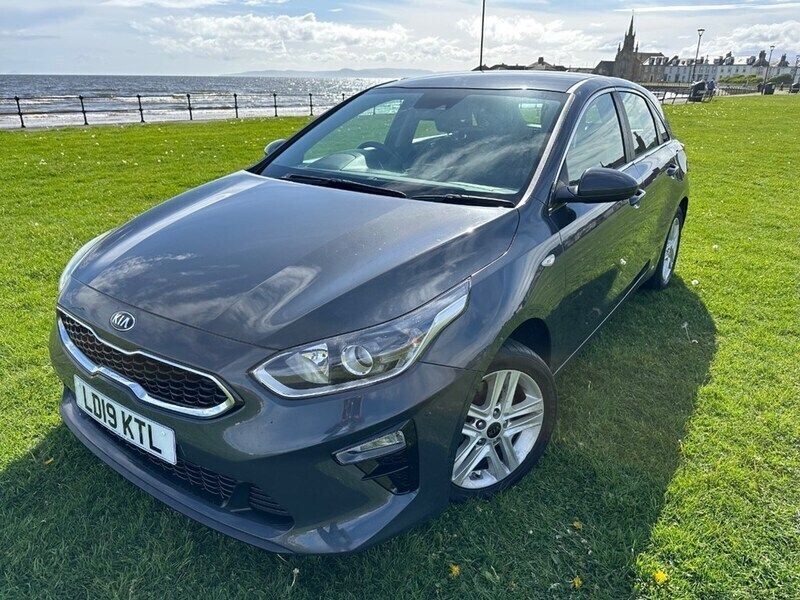 Grey Used 2019 Kia Ceed 2 Hatchback | £10,495 (Fair price) - Image 1/4