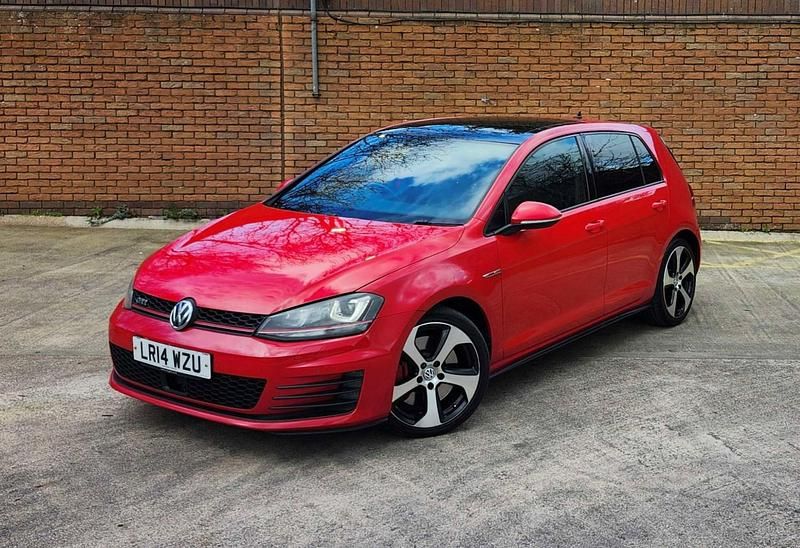 Used VW Golf VII GTI 2014 Red Hatchback