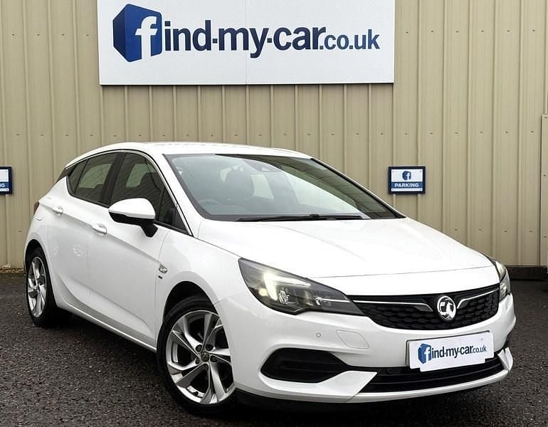 White Used 2020 Vauxhall Astra SRi Hatchback | £9,999 (Fair price) - Image 1/2