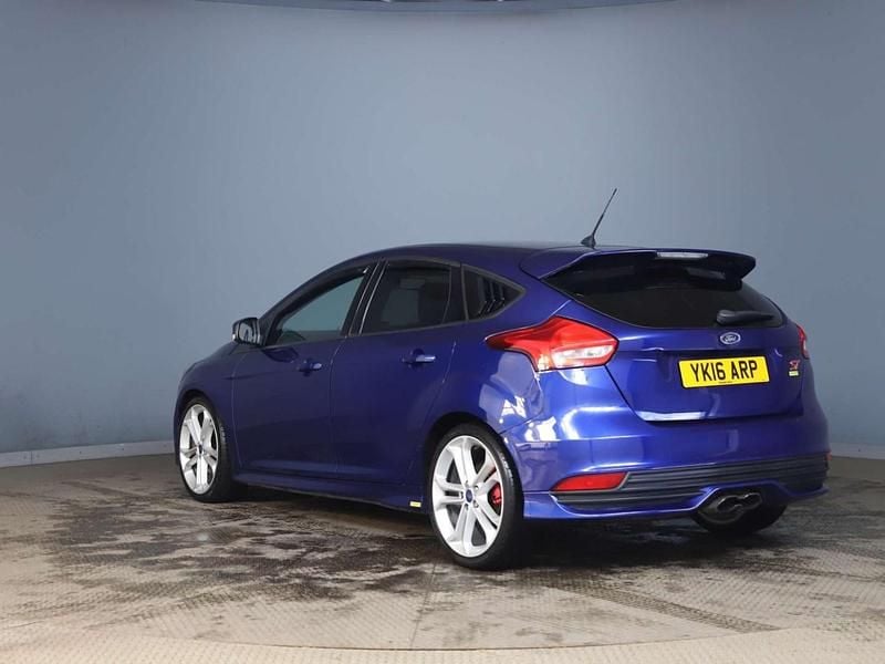 Used Ford Focus ST 2016 Blue Hatchback