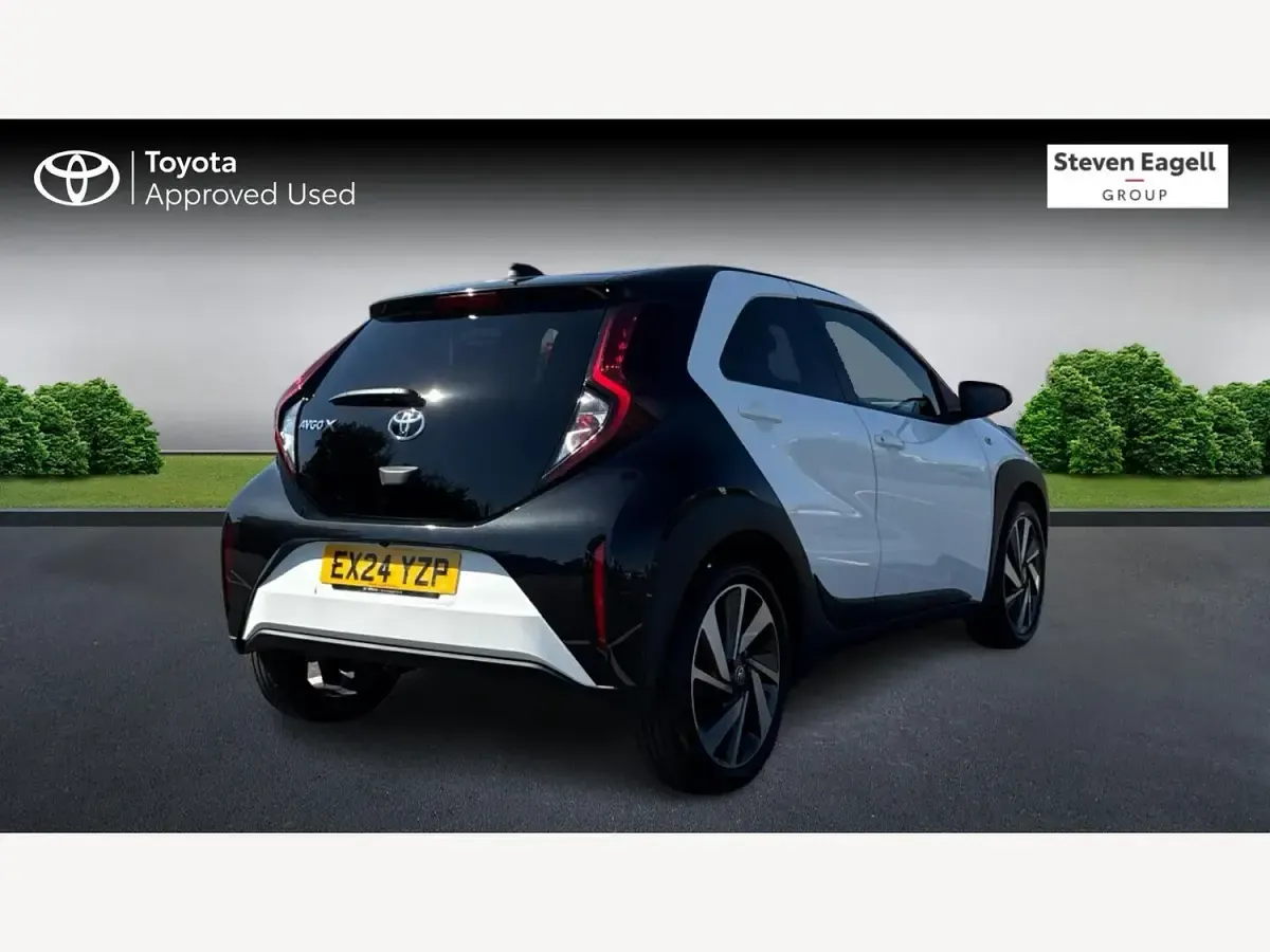Used Toyota Aygo X 72 HP (52 kW) 2024 White SUV