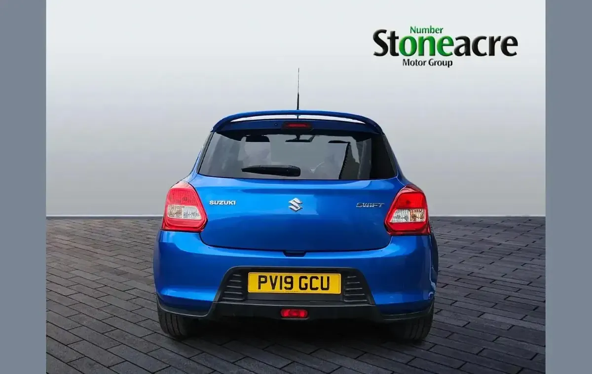Used Suzuki Swift 90 HP (66 kW) 2019 Blue Hatchback