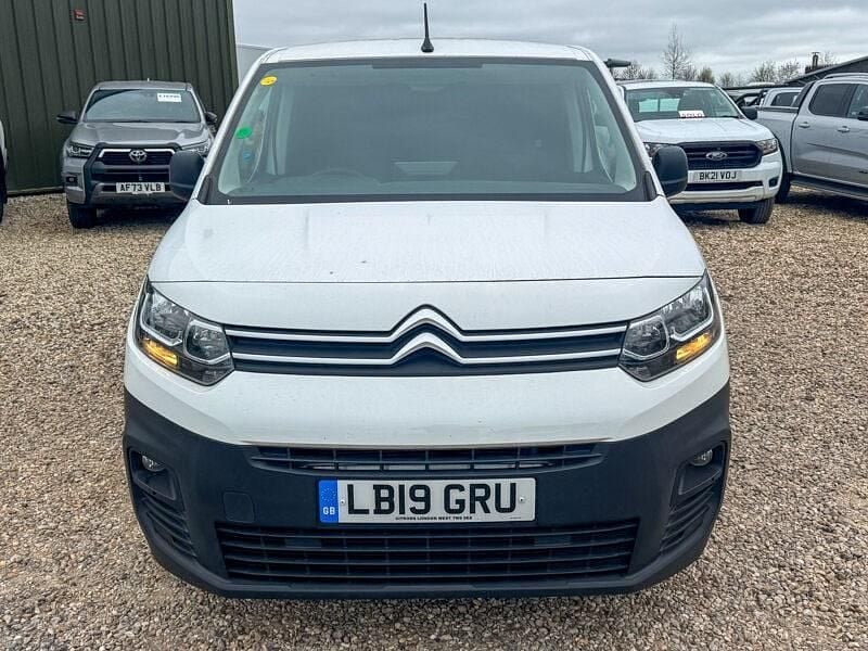 Used Citroën Berlingo 2019 White MPV