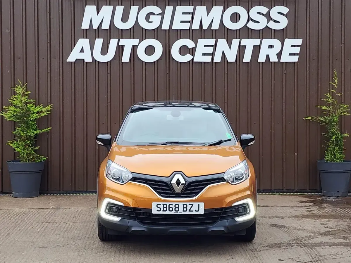 Used Renault Captur GT-Line 90 HP (66 kW) 2018 Orange SUV