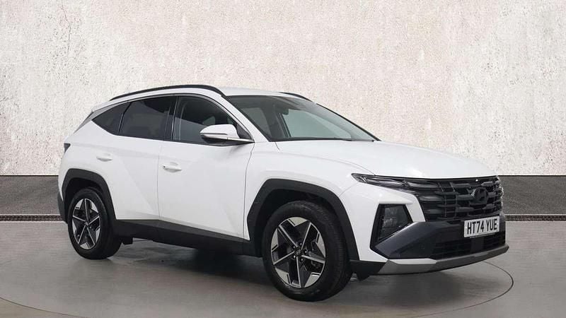 White Used 2025 Hyundai Tucson Premium SUV | £24,999 (Good price) - Image 1/4