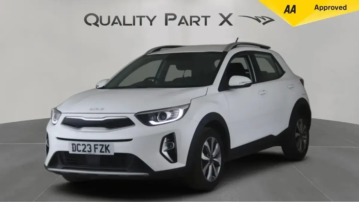 Usado Kia Stonic 2023 Blanco SUV