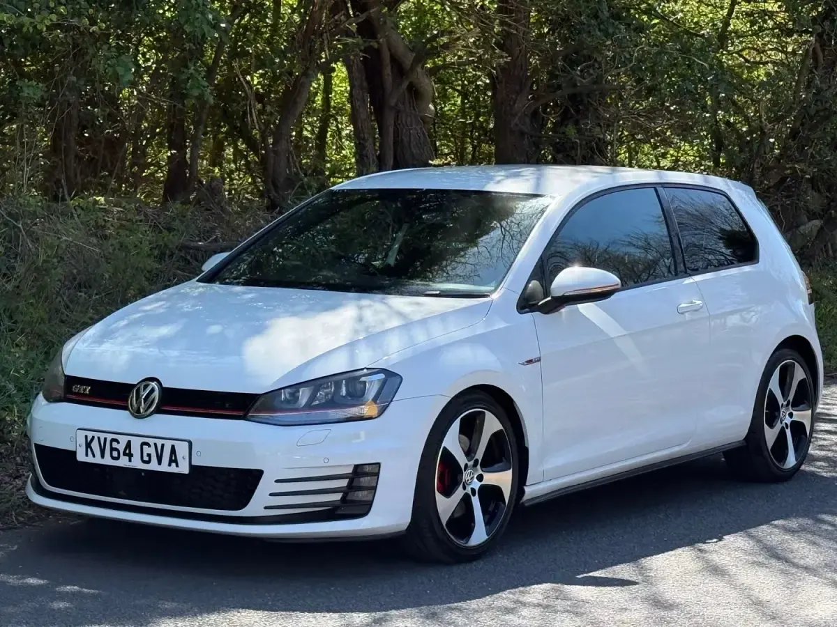 Usado VW Golf VII GTI 2014 Branco Citadino