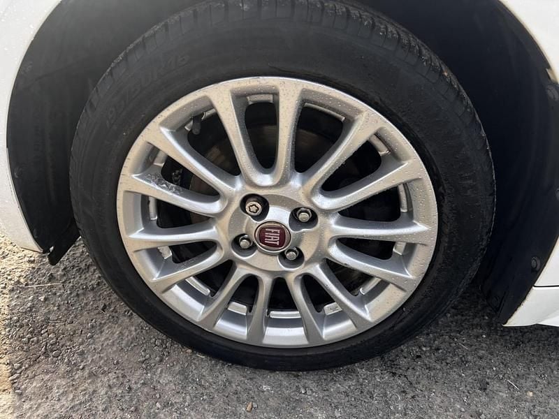 Used Fiat 124 Spider Classica 140 HP (102 kW) 2018 White Cabriolet