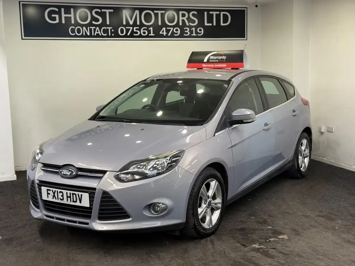 Used Ford Focus Zetec 2013 Silver Hatchback