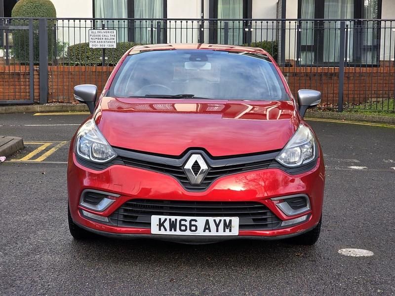 Used Renault Clio IV Dynamique 2016 Red Hatchback