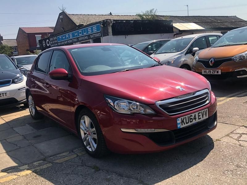 Red Used 2014 Peugeot 308 Active Hatchback | £3,499 (Fair price) - Image 1/4