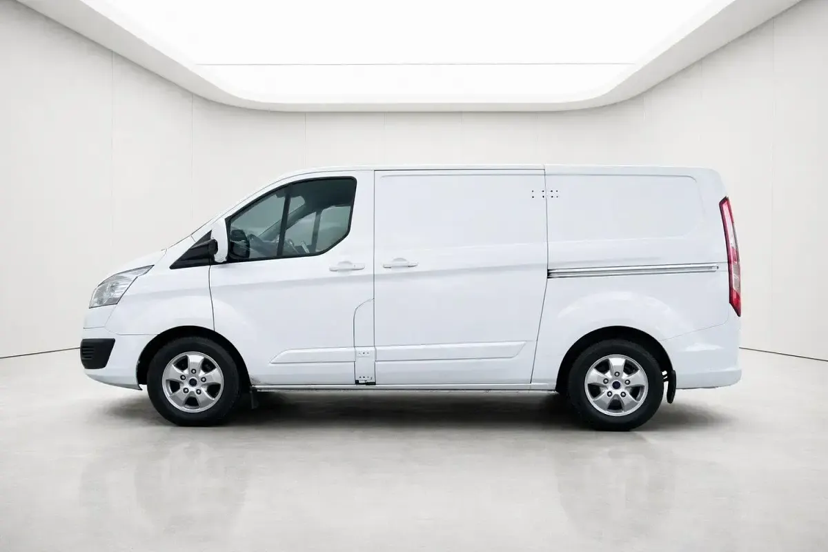 Used Ford Transit Custom 100 HP (73 kW) 2016 White Van