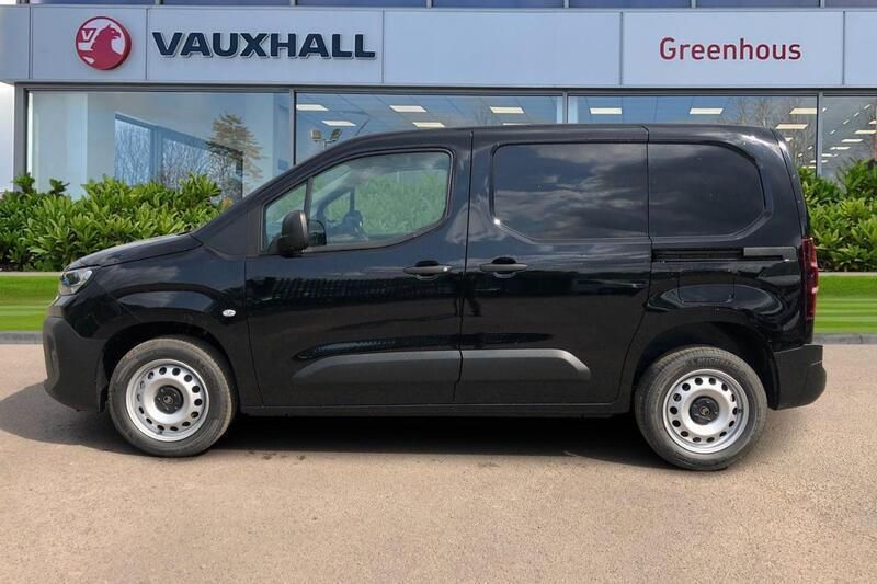 Black New 2025 Citroën Berlingo MPV | £18,490 - Image 1/4