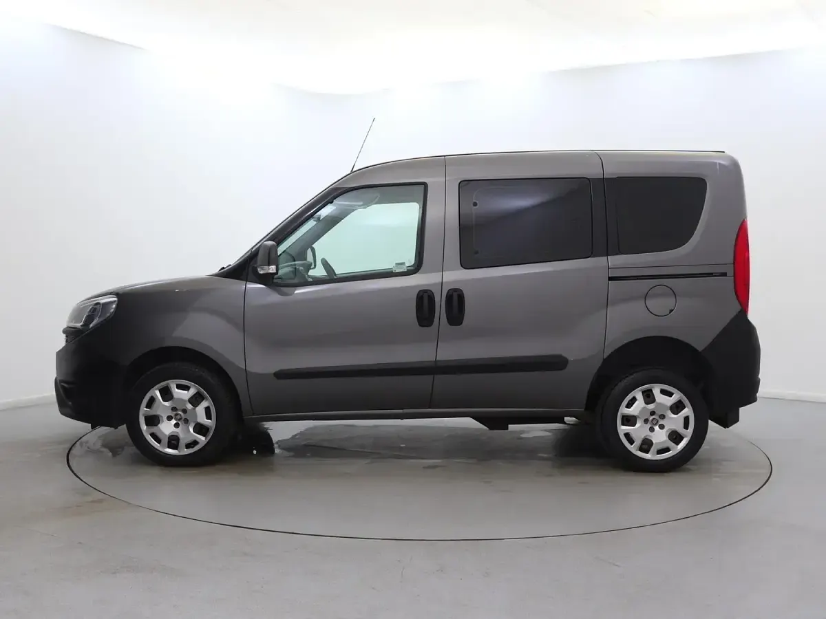 Used Fiat Doblò Pop 2018 Grey MPV