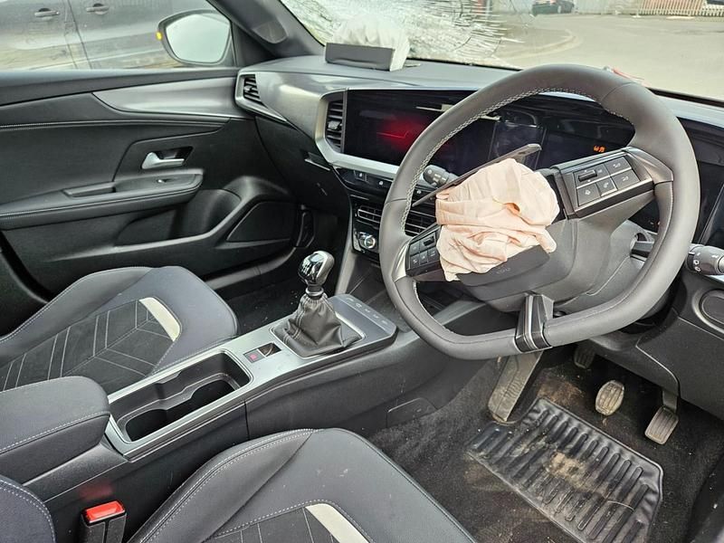 Used Vauxhall Mokka Ultimate 136 HP (100 kW) 2025 Black SUV