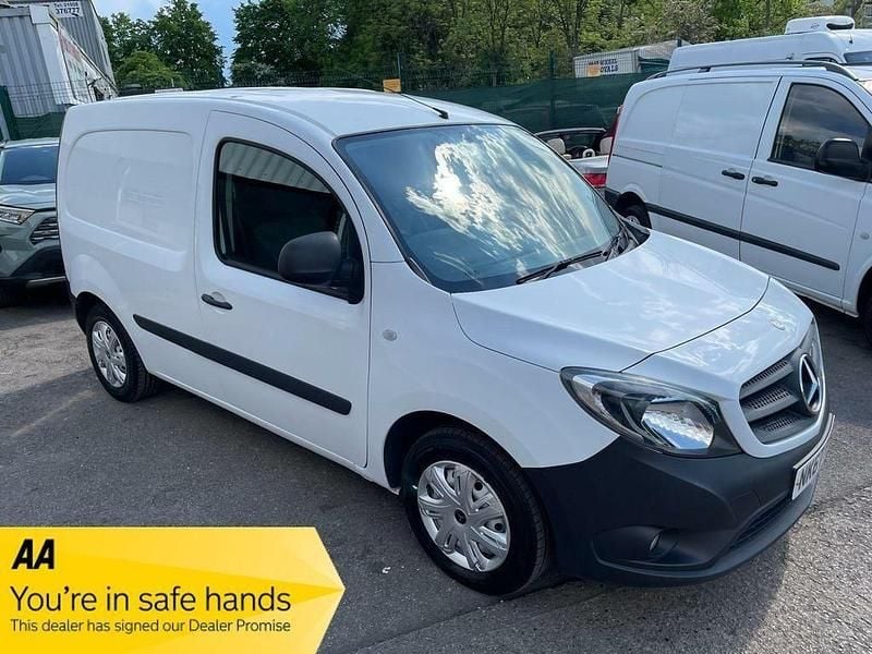 White Used 2017 Mercedes Citan 109 | £5,425 (Good price) - Image 1/4