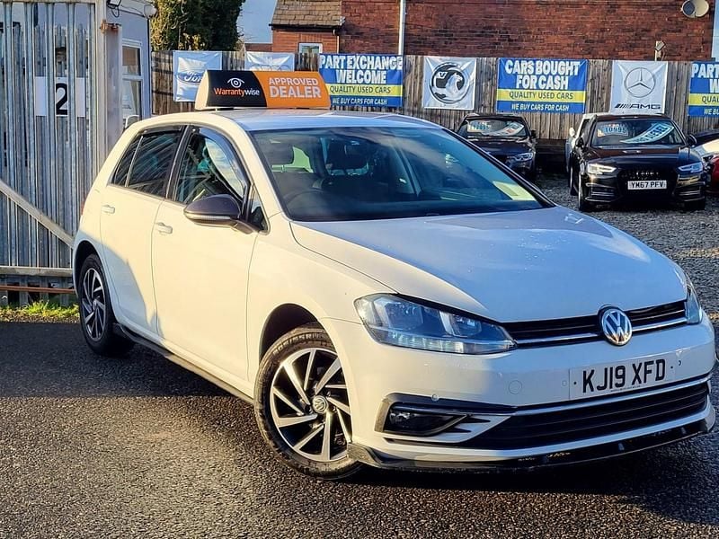 White Used 2019 VW Golf VII Match Hatchback | £7,495 (Super price) - Image 1/4