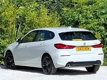 Used BMW 118 Coupé Sport Line 136 HP (100 kW) 2021 White Coupe