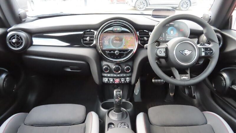 Used Mini John Cooper Works Hatch 228 HP (167 kW) 2022 Black Hatchback