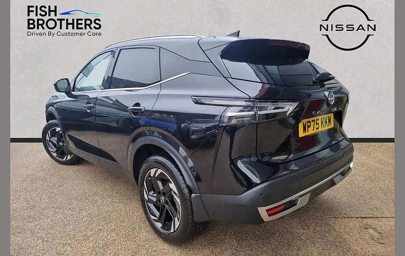 New Nissan Qashqai N-Connecta 155 HP (114 kW) 2025 Black SUV