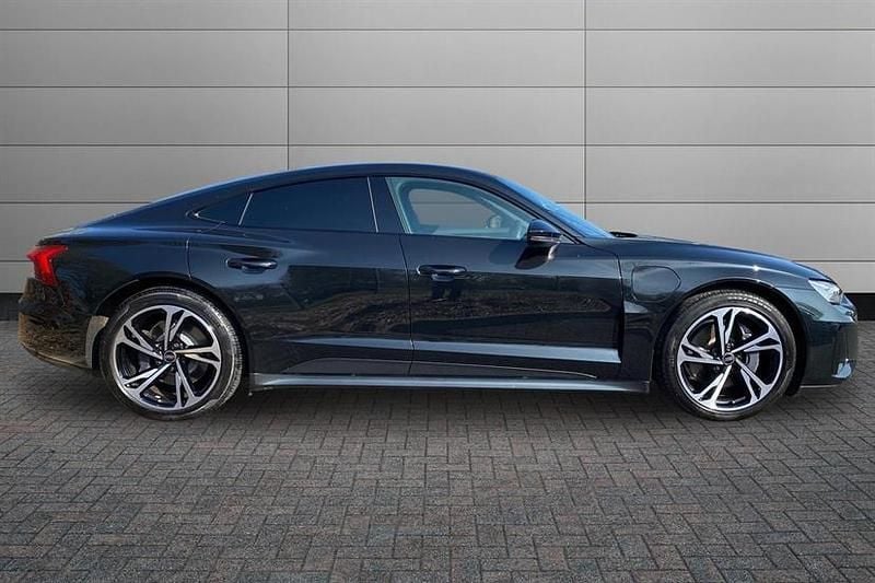 Used Audi e-tron GT quattro Advanced 389 kW (530 HP) 2023 Black Sedan