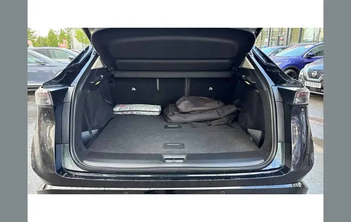 Usado Nissan Ariya Evolve 225 kW (306 HP) 2023 Verde SUV