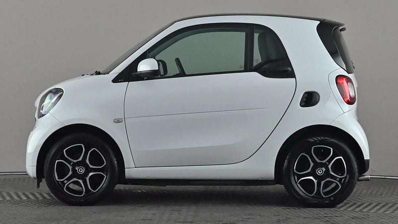 Used Smart ForTwo Coupé Prime 71 HP (52 kW) 2018 White Coupe