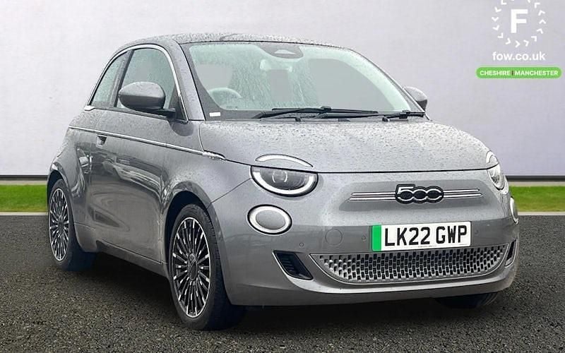 Used 2025 Fiat 500e La Prima Hatchback | £16,299 (Good price) - Image 1/4
