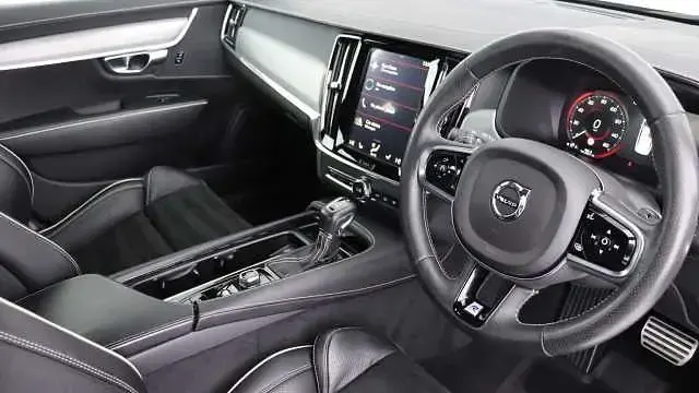 Usado Volvo S90 R-Design 190 HP (139 kW) 2019 Sedan