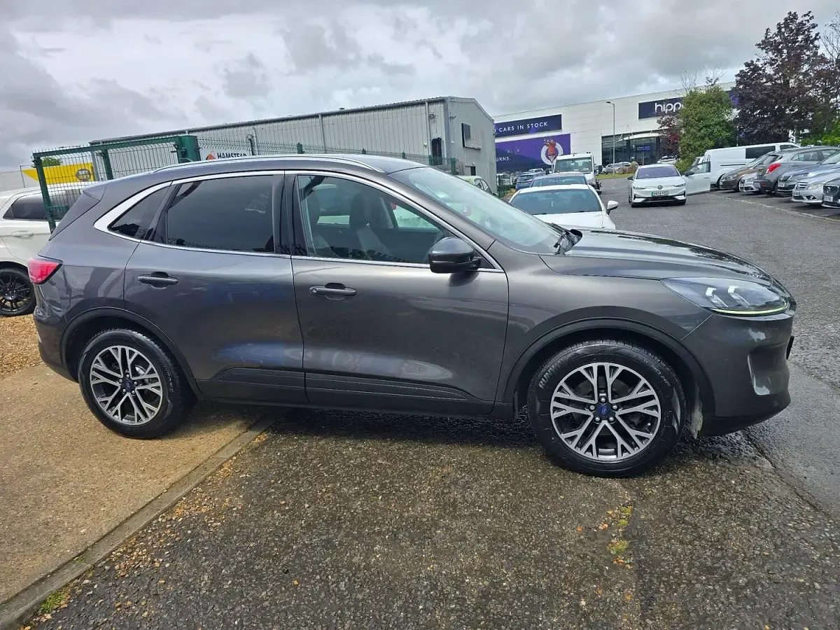Used Ford Kuga Titanium 120 HP (88 kW) 2020 Grey SUV