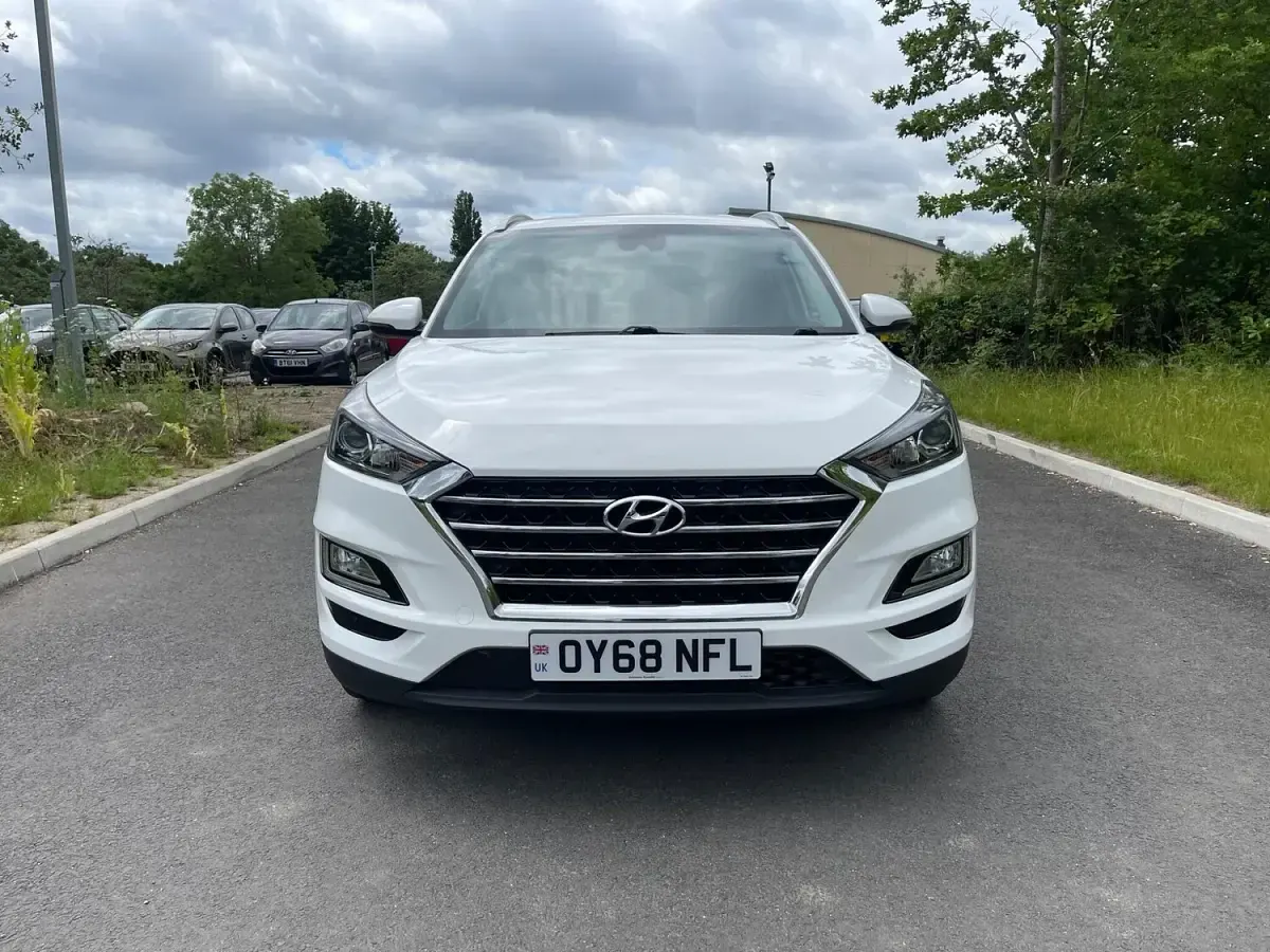 Used Hyundai Tucson Premium 132 HP (97 kW) 2018 White SUV