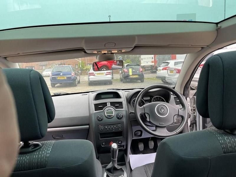 Used Renault Mégane Cabriolet Dynamique 110 HP (80 kW) 2008 Grey Cabriolet