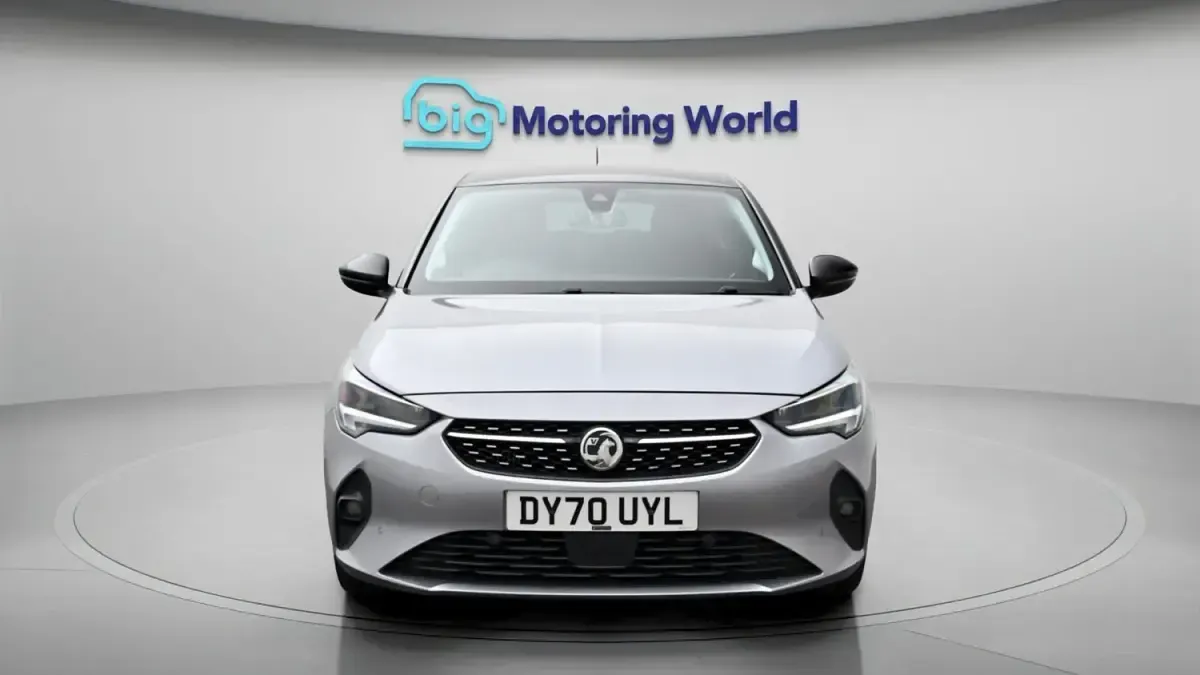 Używany Vauxhall Corsa Elite 101 KM (74 kW) 2020 Szary Hatchback