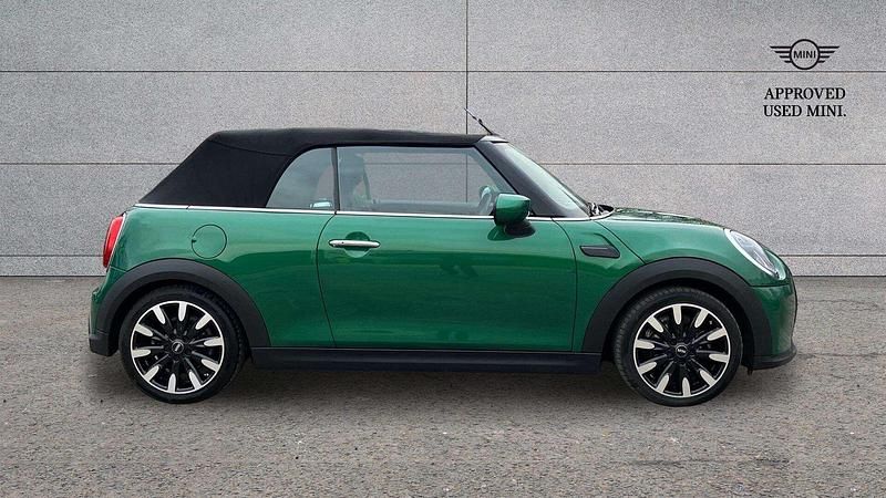 Used Mini Cooper Exclusive 134 HP (98 kW) 2023 Green Hatchback