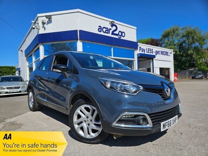 Blue Used 2016 Renault Captur Dynamique SUV | £7,398 (Fair price) - Image 1/4