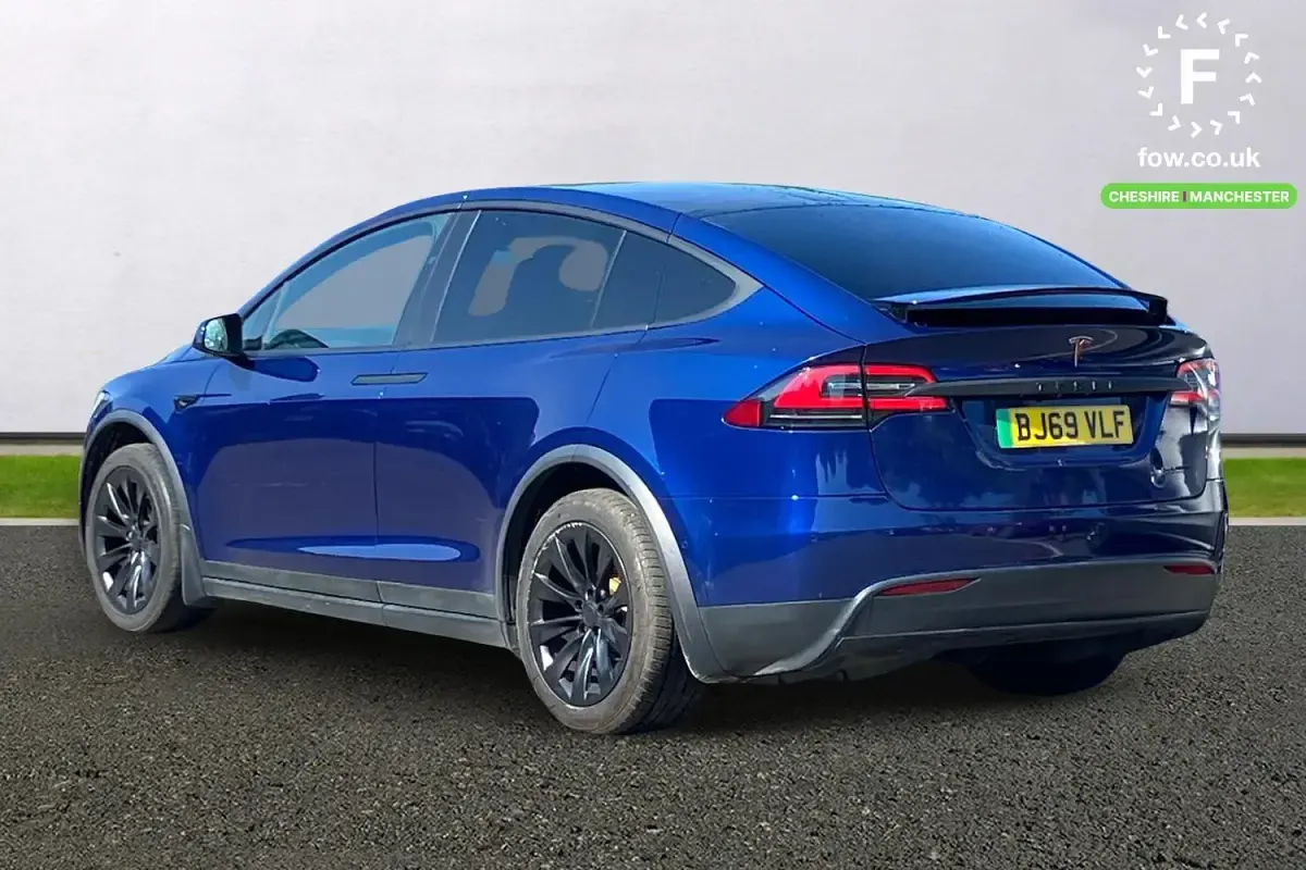 Used Tesla Model X Standard Range 311 kW (423 HP) 2019 Blue SUV