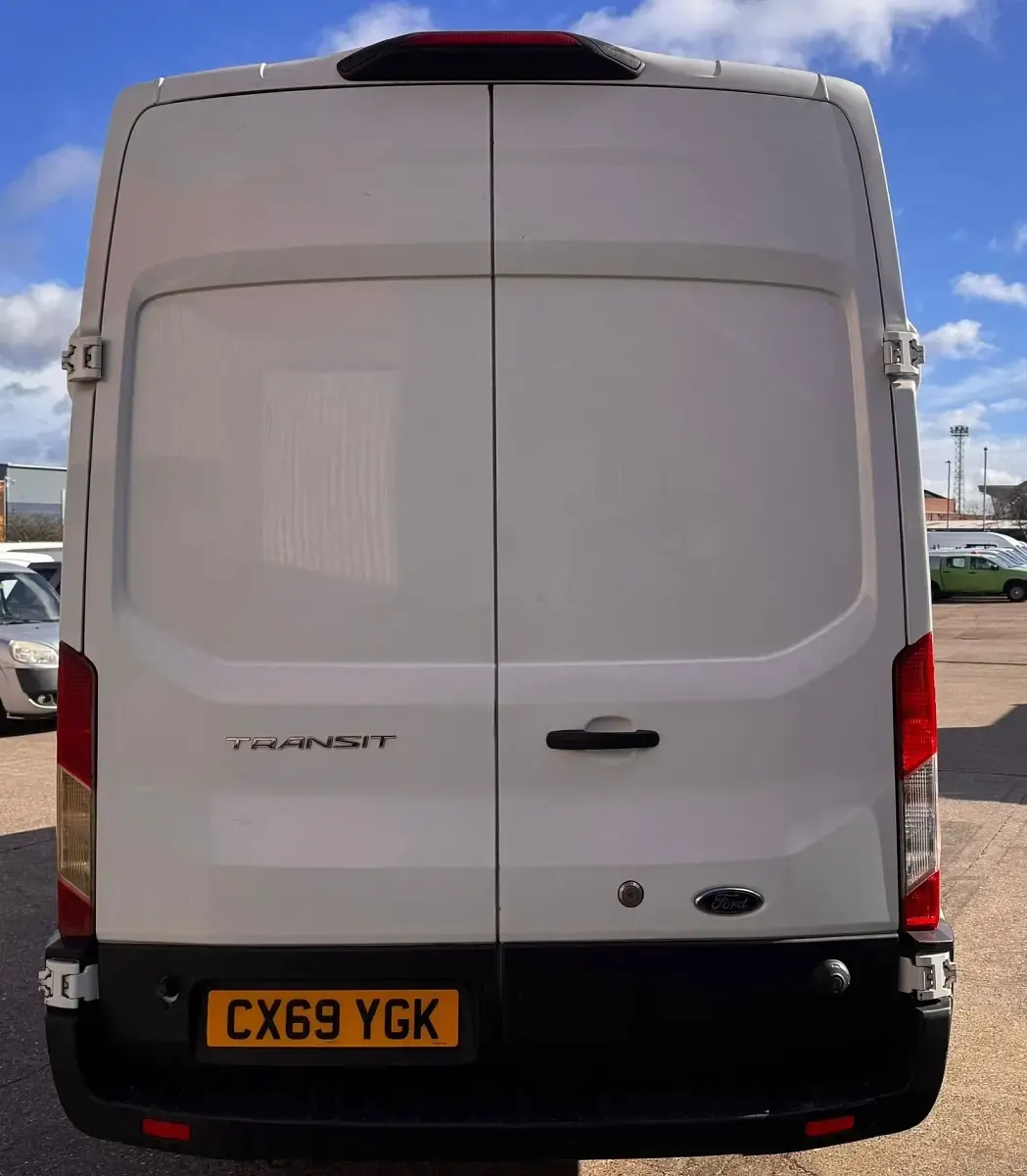 Used Ford Transit 130 HP (95 kW) 2019 White Van