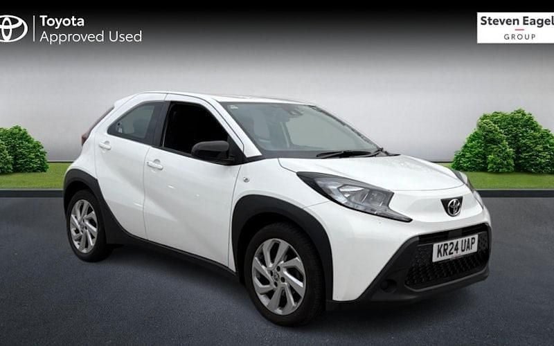 Used Toyota Aygo X PURE 72 HP (52 kW) 2025 SUV