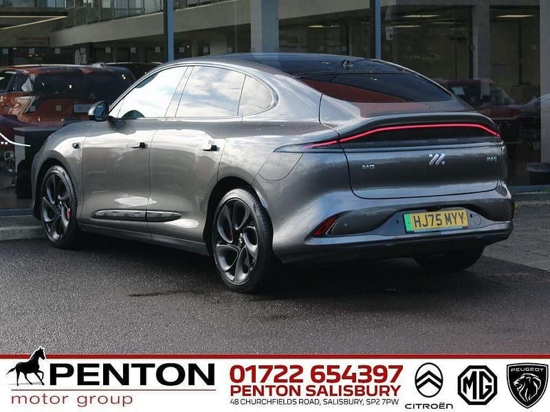 Begagnad MG IM6 553 kW (752 HK) 2025 Silver SUV