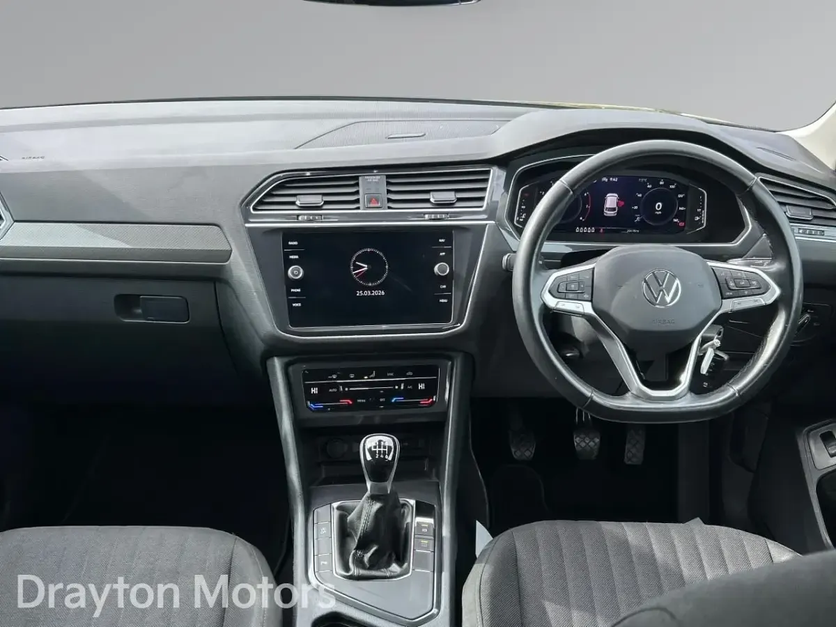 Używany VW Tiguan Allspace S 150 KM (110 kW) 2022 Czarny SUV